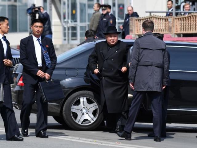 Nguồn gốc những chiếc xe sang Mercedes S600 mới nhất của Kim Jong Un