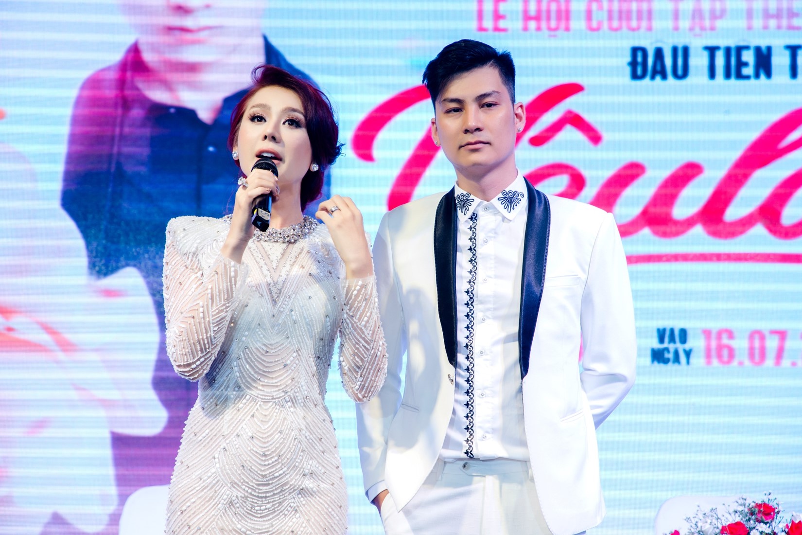 Lâm Khánh Chi và chồng là người trực tiếp tổ chức "Lễ hội cưới".