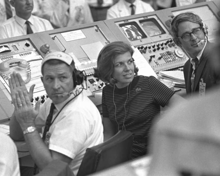 Joann Morgan, người phụ nữ duy nhất trong bộ phận khởi hành tên lửa Saturn V (Ảnh: NASA)