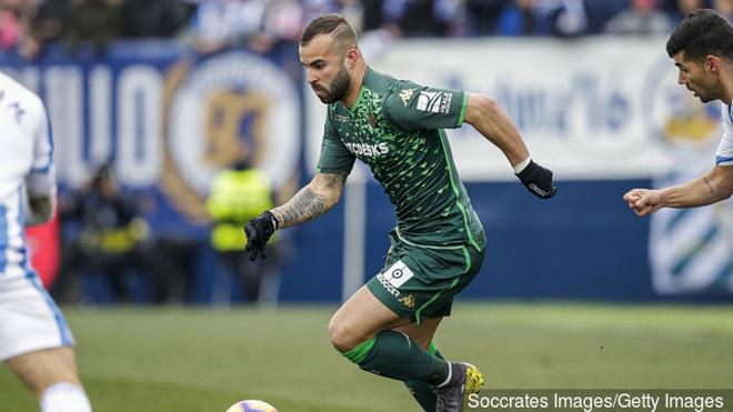 Cựu tiền đạo Real Madrid - Jese Rodriguez rõ ràng đã từ lâu không còn nằm trong kế hoạch của PSG. Sau 1 mùa chơi cho Real Betis theo dạng cho mượn, chân sút này nhiều khả năng sẽ tiếp tục ở lại Tây Ban Nha chơi bóng cho một CLB khác theo dạng tương tự hoặc bị nhà ĐKVĐ Ligue 1 bán đứt.