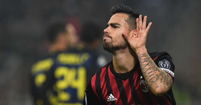 Suso là ngôi sao ấn tượng hiếm hoi chơi tốt trong mùa giải vừa qua của AC Milan. Nhưng với việc "Rossoneri" đã bị UEFA cấm dự cúp châu Âu (Europa League) mùa tới vì vi phạm Luật Công bằng tài chính, cựu tiền vệ Liverpool đang được nhiều đội bóng lớn săn đón nếu chia tay sân San Siro.