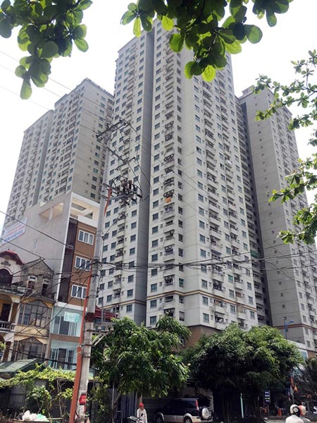 Sở TN&amp;MT thông báo thu hồi hàng loạt dự án khu nhà ở hỗn hợp chung cư cao tầng ở địa bàn huyện Thanh Trì, quận Hà Đông với lý do thu hồi là do chuyển đổi công năng và nâng tầng trái phép.&nbsp;&nbsp;