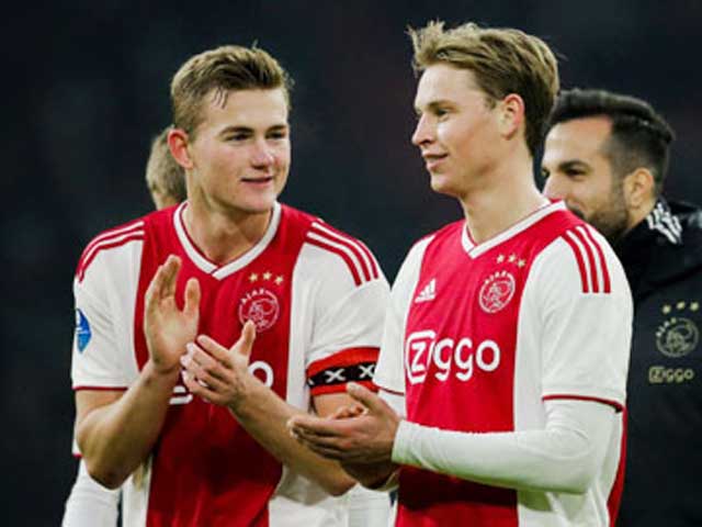 De Ligt và De Jong trong màu áo Ajax