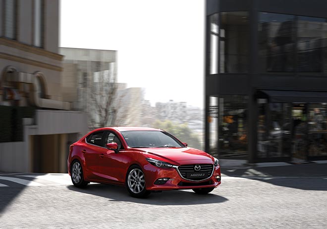 Mazda3 vượt mốc 50.000 xe bán ra, ưu đãi cho khách hàng lên đến 70 triệu đồng - 1