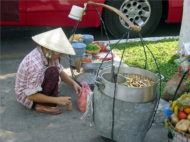 Việt Nam liên tiếp lọt top đầu những thiên đường ẩm thực đường phố của thế giới - 1