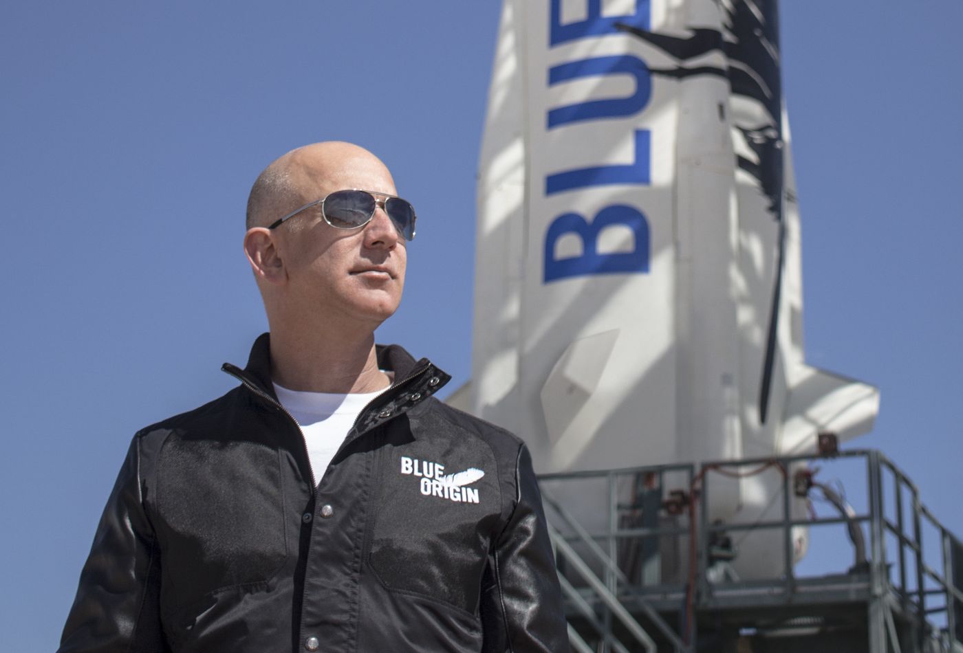 Tỷ phú Jeff Bezos đã dành phần lớn tài sản của mình cho việc phát triển các công nghệ bay vào vũ trụ (Ảnh: Blue Origin)