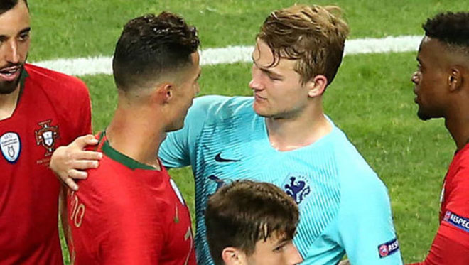 De Ligt xác nhận không đến Juventus chỉ vì nghe lời "dụ dỗ" từ Ronaldo