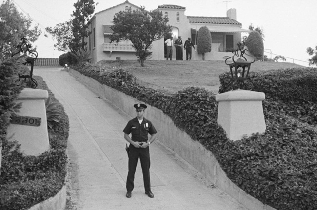 Ngôi nhà từng là nơi xảy ra vụ giết người khét tiếng năm 1969. Ông Leno Labianca và vợ là Rosemary bị 4 người sát hại ghê rợn.