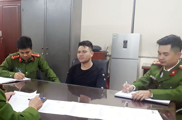 Cơ quan điều tra lấy lời khai của đối tượng Nguyễn Văn Năm