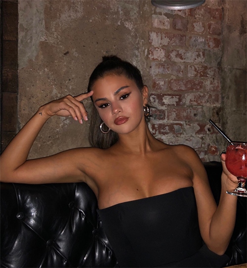 Selena Gomez tăng cân, tròn trịa vẫn lọt top đẹp thế giới - 3