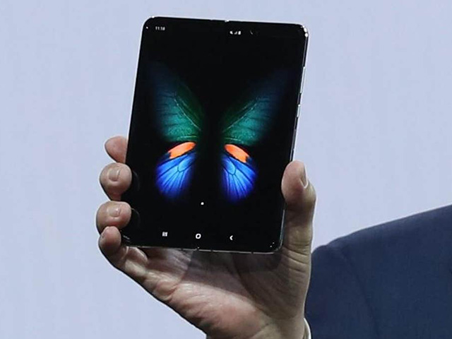 “Truy lùng” khác biệt trong thiết kế mới và cũ của Galaxy Fold