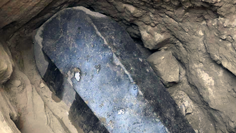 Chiếc quan tài đá đen được phát hện ở thành phố Alexandra, miền bắc Ai Cập năm 2018