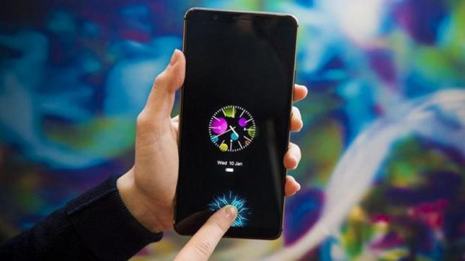 Vivo X20 Plus UD của vivo tại CES 2018 mở ra một cuộc đua công nghệ mới đầy gây cấn