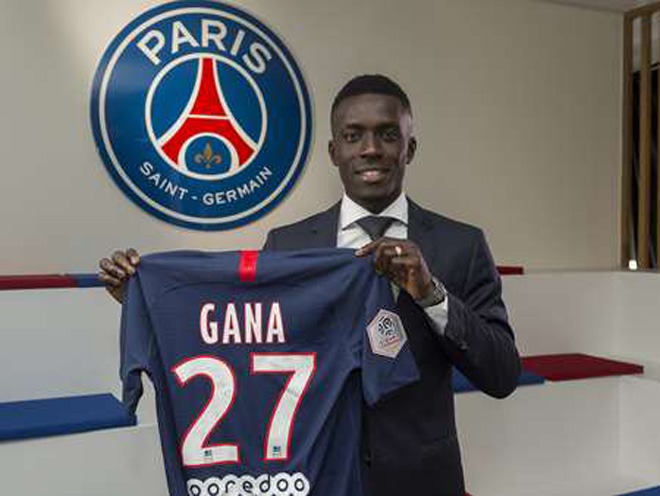 Idrissa Gueye chính thức gia nhập PSG