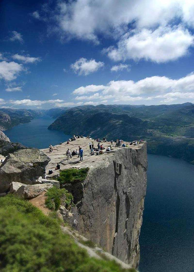 Ý tưởng xây dựng khách sạn tại mỏm đá Preikestolen - 4