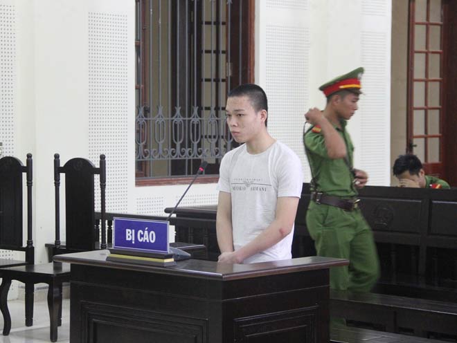 Ông bố trẻ ném bé gái 7 ngày tuổi xuống giếng vì nghi ngờ không phải con ruột lĩnh án - 1