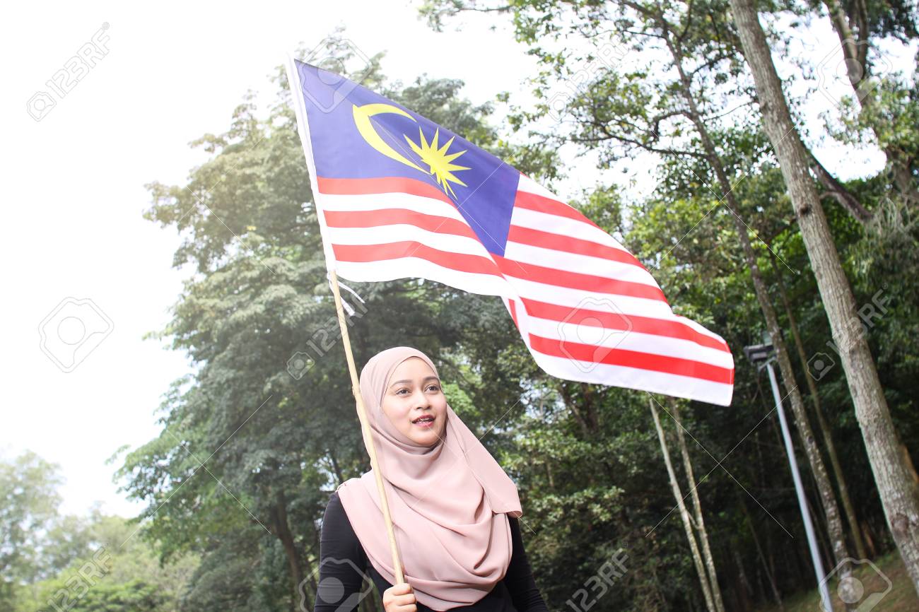 Malaysia là quốc gia Đông Nam Á có đa số người theo đạo Hồi.