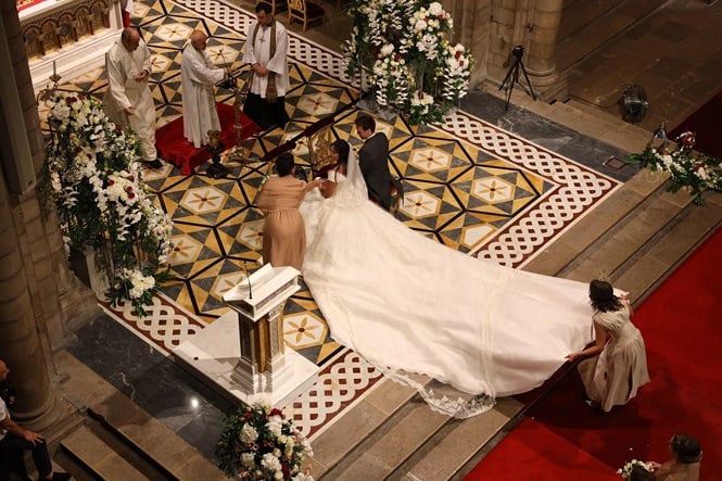 Hoàng gia Monaco vừa chào đón nàng dâu mới bằng một đám cưới hoành tráng diễn ra hồi cuối tuần trước tại Nhà thờ lớn 144 năm tuổi.