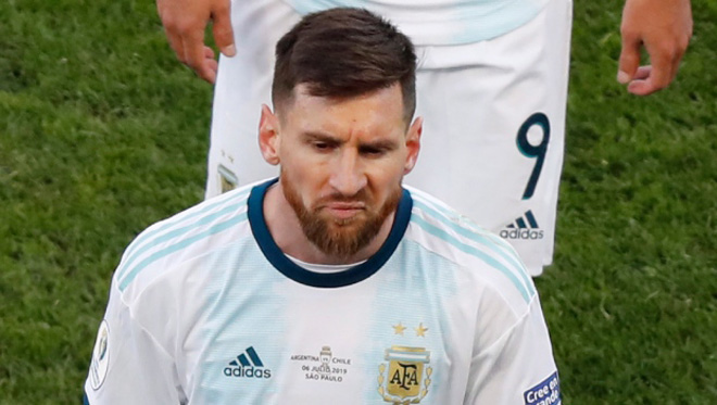 Messi sẽ bị treo giò 3 tháng vì những phát ngôn không đúng mực