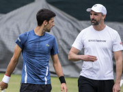 Thể thao - Tennis 24/7: Djokovic giận sôi máu bị coi là &quot;nhận giặc làm thầy&quot;