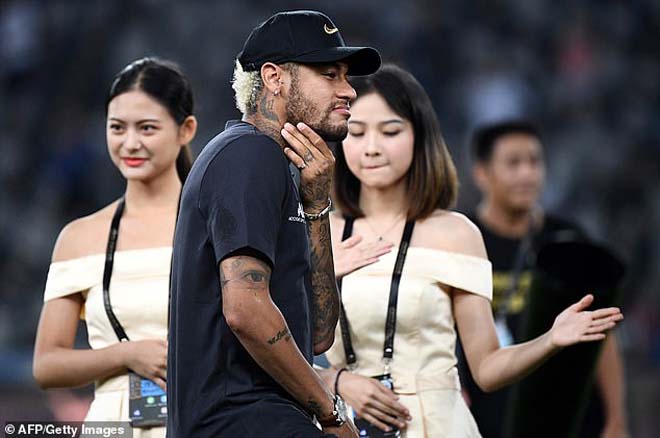 Neymar đang tự biến mình thành kẻ phản diện của thành Paris