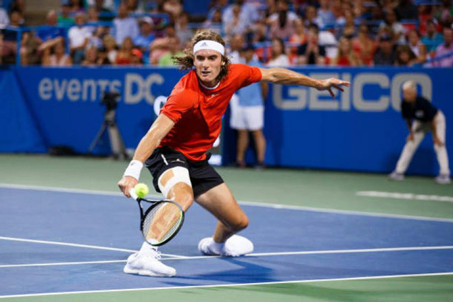 Stefanos Tsitsipas khuyên mọi người hãy công bằng với Kyrgios để giúp tay vợt này bớt ngỗ nghịch