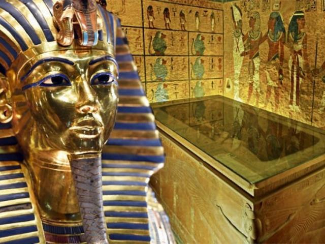 Xem phục chế quan tài mạ vàng của Vua Pharaoh nổi tiếng nhất Ai Cập