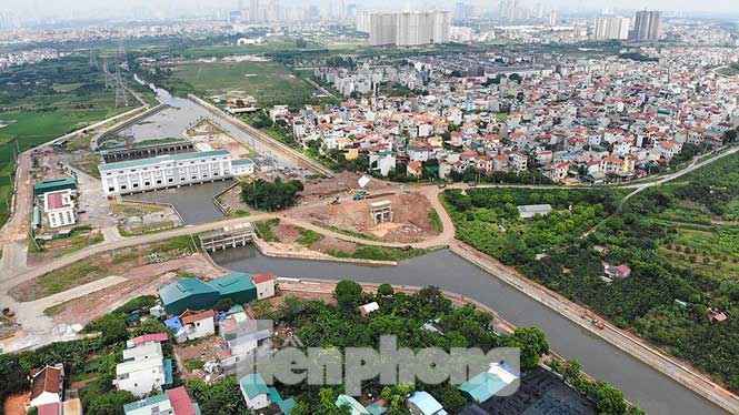 Trạm bơm tiêu Yên Nghĩa, nằm trên địa bàn phường Yên Nghĩa (quận Hà Đông) và xã Đông La (huyện Hoài Đức), đã được thành phố giao Sở NN&amp;PTNT Hà Nội làm chủ đầu tư, khởi công từ cuối năm 2015, hoàn thành trong năm 2020.