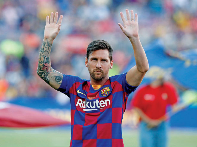 Messi dính chấn thương trước thềm mùa giải mới