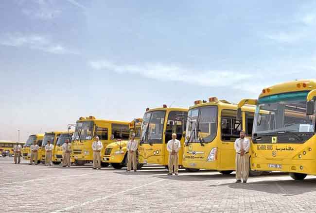 Trường học ở UAE lắp cảm biến thông minh để tránh bỏ quên học sinh trên xe bus - 1