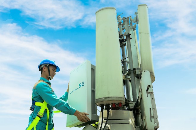 Viettel đã hoàn thành tích hợp hạ tầng mạng lưới và phát sóng thử nghiệm trạm 5G đầu tiên tại TP.HCM.