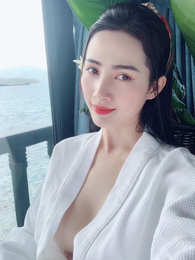 Phan Thị Mơ đăng quang Hoa hậu đại sứ du lịch thế giới 2018 (World Miss Tourism Ambassador) vào đầu tháng 8.2018.