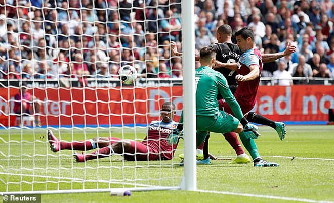 Trực tiếp bóng đá West Ham - Man City: Cú hat-trick ấn tượng (Vòng 1 Ngoại hạng Anh) (Hết giờ) - 16