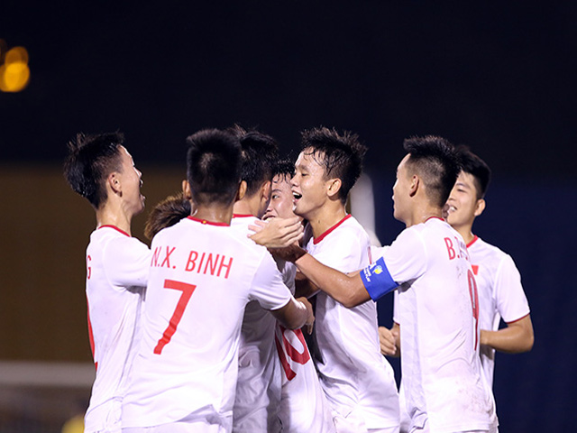 U18 Việt Nam thắng to: HLV chưa vui, cảnh báo học trò về U18 Thái Lan