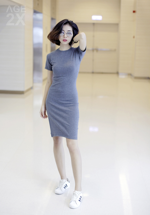 Hương Giang diện váy body cũng chặt đẹp công chúa Ngọc Trinh - 2sao