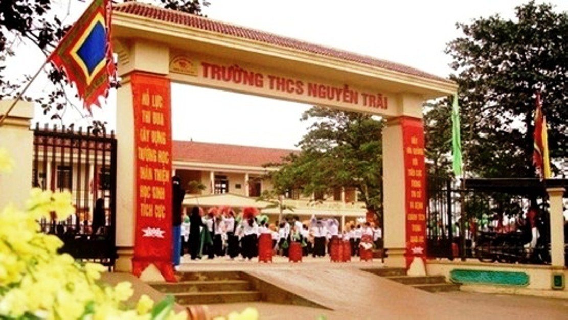 Trường THCS Nguyễn Trãi nơi bé gái 4 tuổi trượt chân xuống bể bơi tử vong