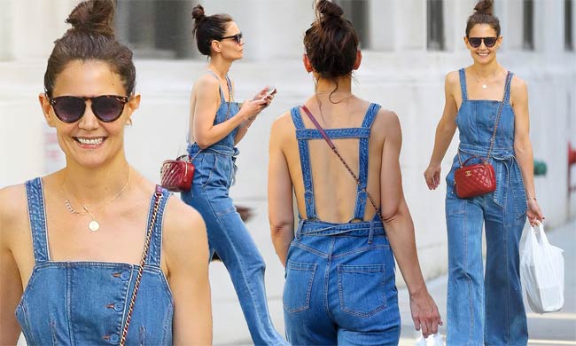 Katie Holmes tuy không còn trẻ nhưng trông cũng vô cùng sexy và năng động khi thử nghiệm kiểu yếm no bra.