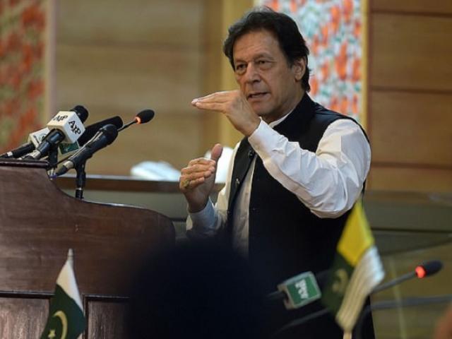 Thủ tướng Pakistan nói “dạy Ấn Độ bài học”, cảnh báo chiến tranh