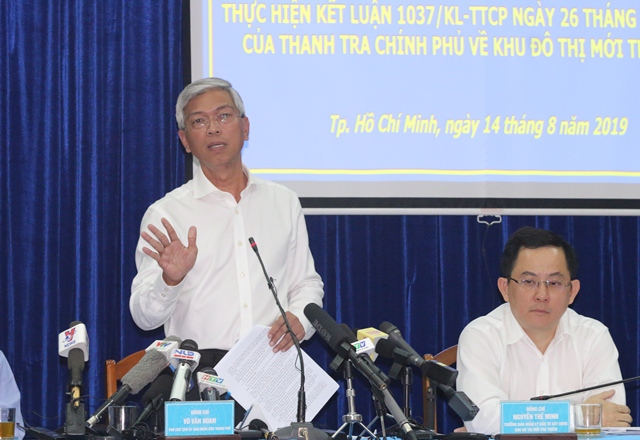 Phó chủ tịch Võ Văn Hoan trong cuộc họp báo về Thủ Thiêm ngày 14/8.&nbsp;Ảnh: HV