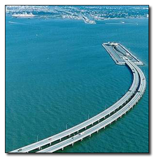 Rùng mình đi trên những con đường kinh dị nhất thế giới - 10