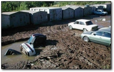 Rùng mình đi trên những con đường kinh dị nhất thế giới - 3