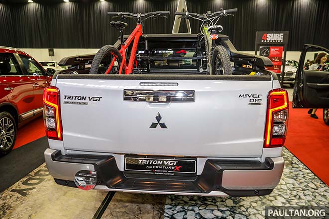 Mẫu xe bán tải Mitsubishi Triton 2019 VGT được nâng cấp thanh gá thùng Flying Sports Bar - 4