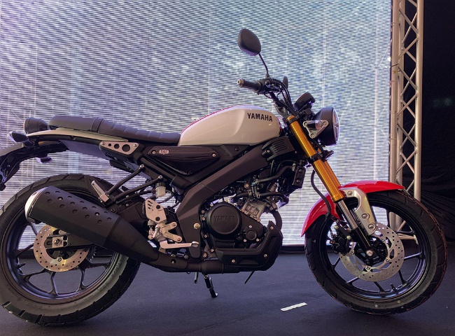 Yamaha XSR155 có phần vay mượn từ dòng xe chồm lỡ đường phố MT-15.