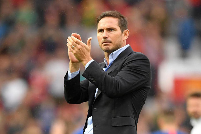 Lampard động viên các học trò trẻ