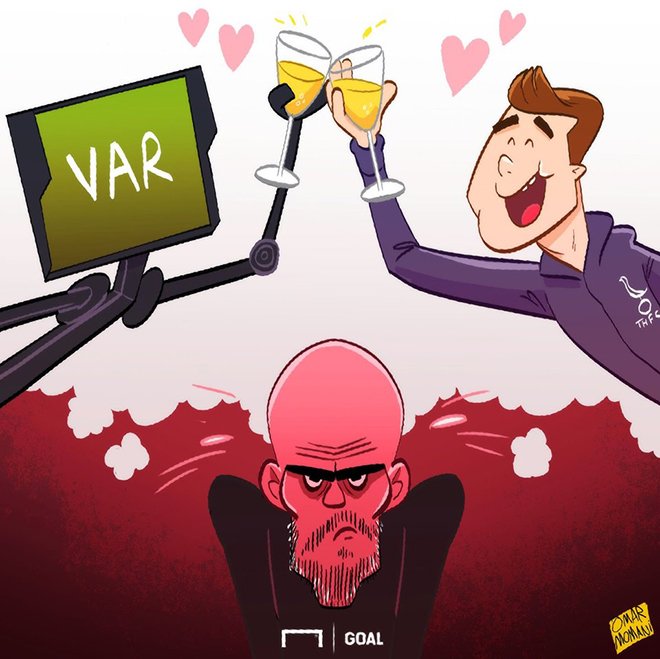 Tottenham "ăn mừng" cùng VAR khiến Pep cay cú.