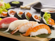 Sức khỏe đời sống - Mối nguy hiểm có thể gặp khi ăn sushi cá sống