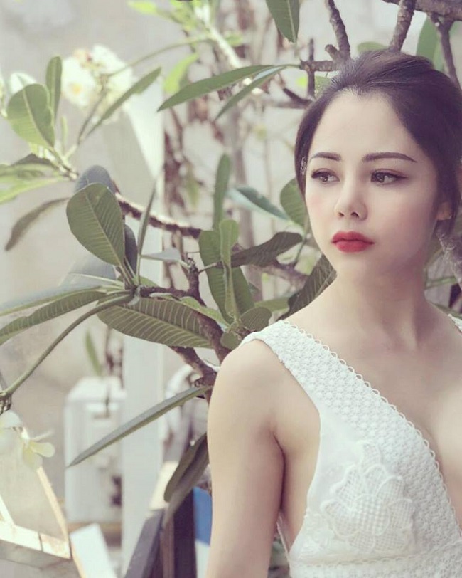 Bạch Lan Phương là một trong những gương mặt quen thuộc đối với khán giả truyền hình.  Nữ MC sinh năm 1986 mang gương mặt của một hot girl 9X này hiện đang vừa làm bà chủ của một hệ thống spa có tiếng tại Hà Nội.