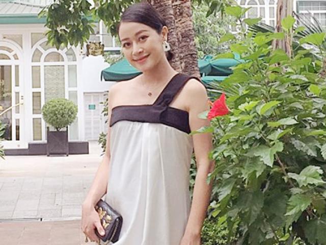 MC 'Giọng hát Việt' lộ bụng lùm lùm sau 2 tháng cưới Phó trưởng phòng VTV4