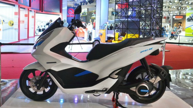 Rò rỉ Honda PCX 150 mới, so găng gay cấn với Yamaha NMax 155 - 5