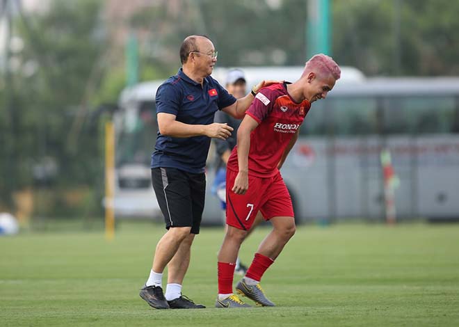 ĐT Việt Nam &#34;luyện công&#34; tranh vé World Cup: Rèn vũ khí nào đe dọa Thái Lan - 5